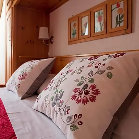 Le Rosier E Bed & Breakfast Saint-Vincent