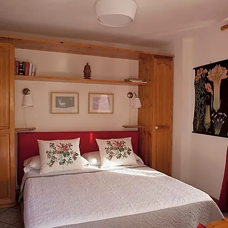 Le Rosier E Bed & Breakfast Saint-Vincent
